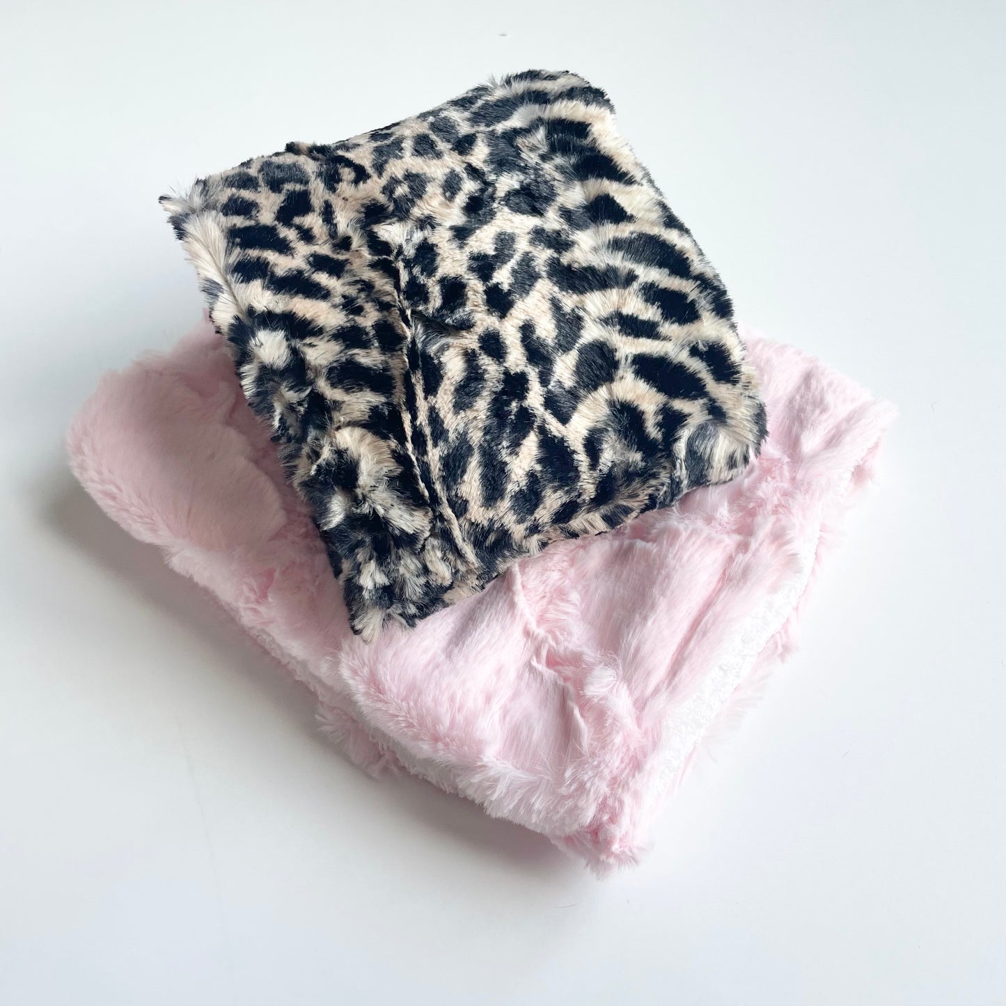 ROCKIN ROYALTY Burp Cloth Set