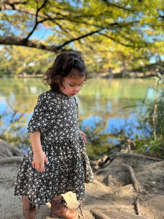 VIGNETTE BLACK FLORAL DRESS